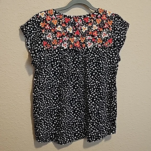 Embroidered Savanna Jane Top - Picture 2 of 8